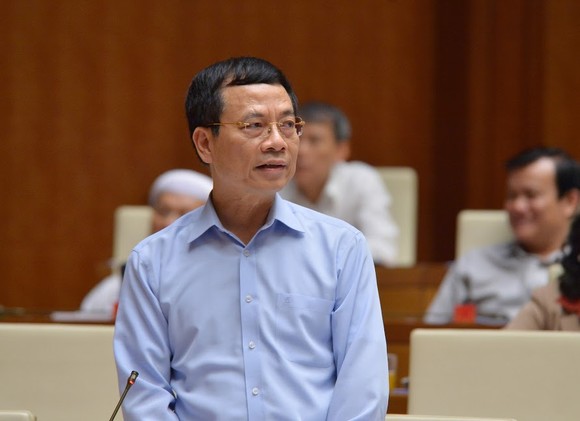 Bộ trưởng Bộ Thông tin-Truyền thông Nguyễn Mạnh Hùng. Ảnh: VIẾT CHUNG
