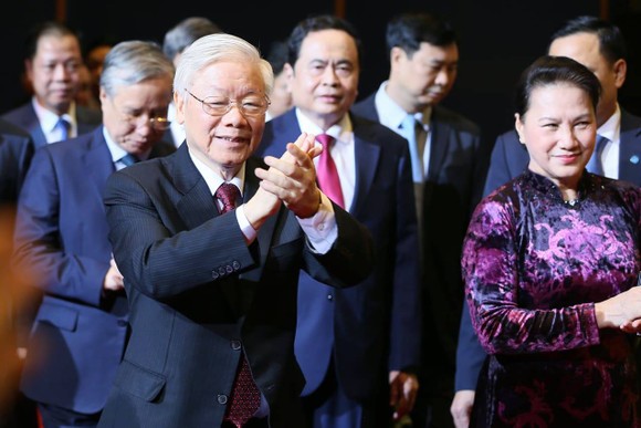 Tổng Bí thư, Chủ tịch nước Nguyễn Phú Trọng: Chấp nhận những điểm khác nhau không trái với lợi ích chung của dân tộc ảnh 3
