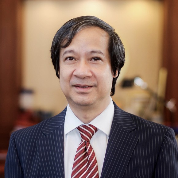 Bộ trưởng GD-ĐT Nguyễn Kim Sơn: Các địa phương phải kiểm tra ngay việc dạy thêm trực tuyến ảnh 1