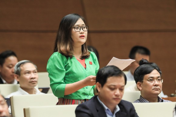 Bộ trưởng Bộ GD-ĐT Nguyễn Kim Sơn: Kiên trì kiến nghị đưa SGK vào danh mục Nhà nước định giá  ​ ảnh 2