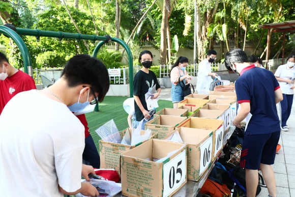 Hà Nội: Gần 107.000 thí sinh dự thi vào lớp 10 ảnh 6