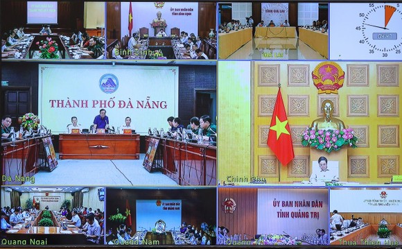 Thủ tướng Phạm Minh Chính: Cương quyết di dời người dân ra khỏi nơi nguy hiểm của bão số 4 ảnh 1