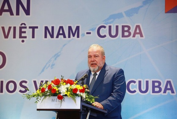 Thủ tướng Cu Ba: Tạo mọi thuận lợi để doanh nghiệp Việt Nam hiện diện nhiều hơn tại Cuba ảnh 3