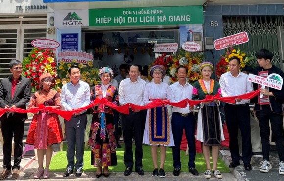 Hà Giang, Ninh Thuận đẩy mạnh xúc tiến du lịch tại TPHCM ảnh 4