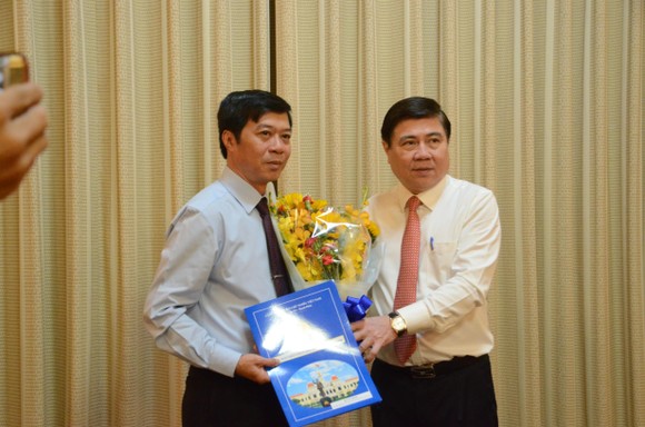 Ông Trần Tuấn Ngọc giữ chức Chánh Văn phòng Đoàn Đại biểu Quốc hội và HĐND TPHCM ảnh 2
