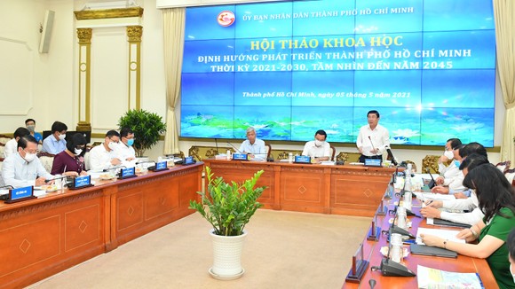 Chủ tịch UBND TPHCM Nguyễn Thành Phong: Hiện thực hóa khát vọng vươn lên của TPHCM, trở thành đại đô thị mang đẳng cấp khu vực ảnh 1