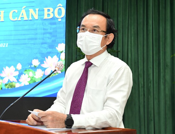 Đồng chí Nguyễn Thành Phong được Thủ tướng phê chuẩn chức vụ Chủ tịch UBND TPHCM, nhiệm kỳ 2021-2026 ảnh 8
