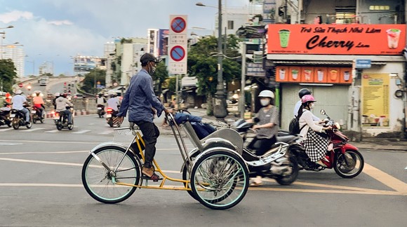 Có thể lựa chọn 'sống chung' với dịch Covid-19? ảnh 2