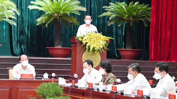 Bí thư Thành ủy TPHCM Nguyễn Văn Nên: Tìm kiếm xung lực mới cho tăng trưởng kinh tế, ổn định đời sống người dân ảnh 3