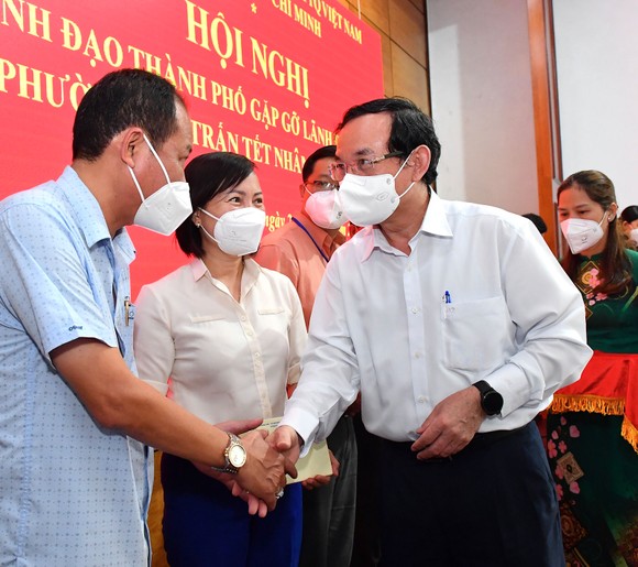 Bí thư Thành ủy TPHCM Nguyễn Văn Nên: quyết tâm bù lại những mất mát do dịch Covid-19 ảnh 1
