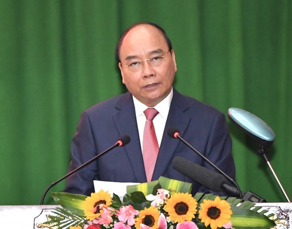 Chủ tịch nước Nguyễn Xuân Phúc: Công an TPHCM phải kéo giảm tội phạm cướp giật, trộm cắp ảnh 2
