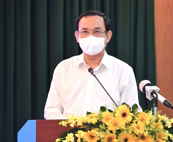 Bí thư Thành ủy TPHCM Nguyễn Văn Nên: trân trọng tri ân các tài xế kiên cường, quả cảm trong cuộc chiến với Covid-19 ảnh 8
