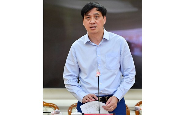 Phó Chủ tịch Thường trực UBND TPHCM Lê Hòa Bình: Phải tạo chuyển biến khi giải quyết 26 kiến nghị của huyện Hóc Môn ảnh 1