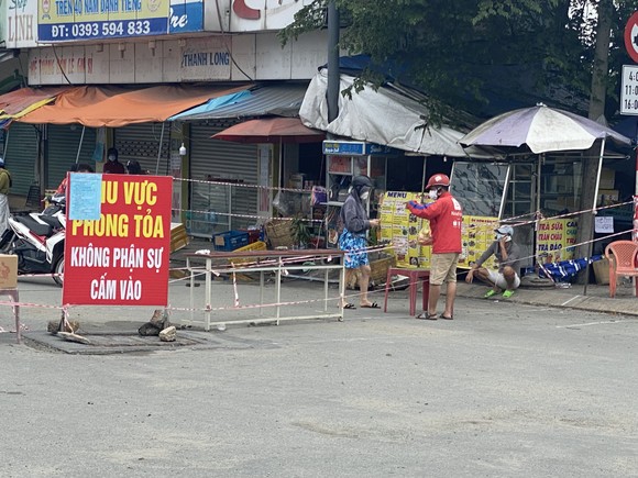 Đồng Nai: Cấp phép cho 145 xe taxi chở người dân đi bệnh viện ảnh 1
