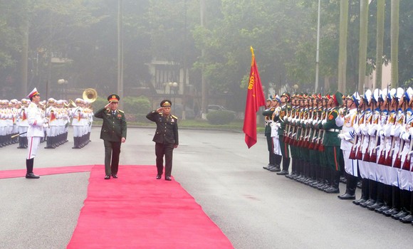 Quan hệ hợp tác quân đội là trụ cột trong quan hệ hợp tác toàn diện hai nước Việt - Lào ảnh 2