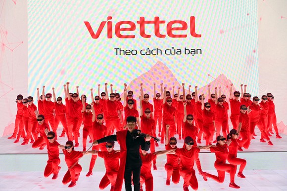 Nhận diện thương hiệu mới của Viettel và sứ mệnh tiên phong kiến tạo xã hội số ảnh 1