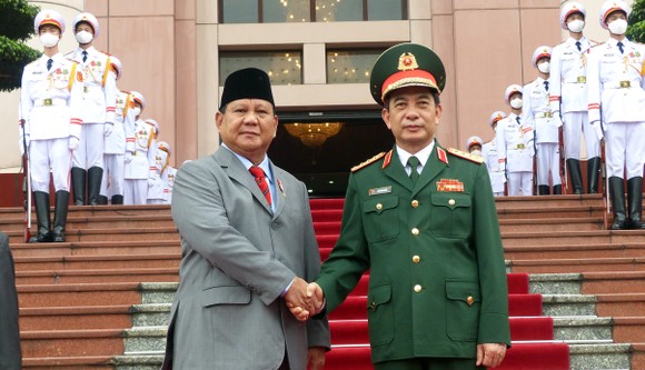Việt Nam và Indonesia hợp tác quốc phòng, khẳng định việc duy trì hòa bình, ổn định ở Biển Đông ảnh 2