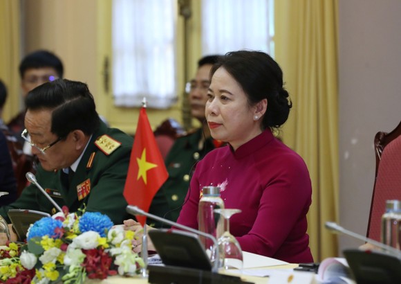 Lễ đón Phó Chủ tịch nước Lào Bounthong Chitmany thăm chính thức Việt Nam ảnh 5
