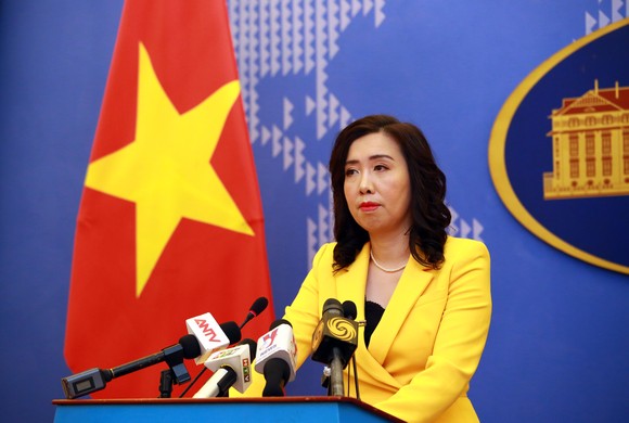 Việt Nam tích cực phối hợp với các nước tháo gỡ khó khăn, sớm cấp thị thực cho hộ chiếu mẫu mới ảnh 1