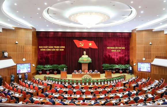 Ban Chấp hành Trung ương quyết định 'Khai trừ Đảng' đối với Bí thư Tỉnh ủy Hải Dương Phạm Xuân Thăng ảnh 1