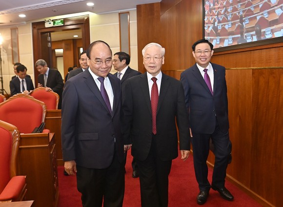 Tổng Bí thư Nguyễn Phú Trọng gợi mở 5 vấn đề lớn tại Hội nghị lần thứ 6 Ban Chấp hành Trung ương Đảng, khóa XIII ảnh 7