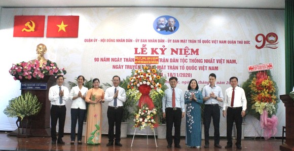 TPHCM: Nhiều địa phương kỷ niệm 90 năm Ngày truyền thống MTTQ Việt Nam ảnh 3