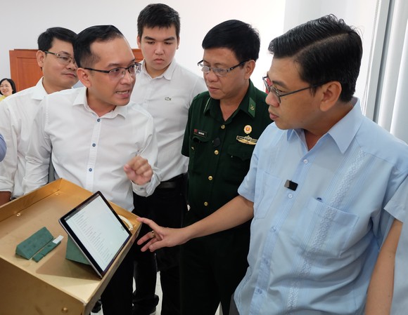 Quận 1 ra mắt 'Dịch vụ định danh công dân điện tử' ảnh 2