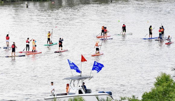 Huyện Đồng Phú tỉnh Bình Phước giành giải nhất đua thuyền truyền thống TPHCM năm 2022 ảnh 3