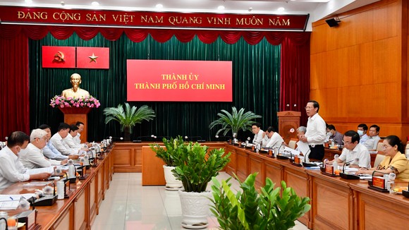 TPHCM và tỉnh Bình Dương thảo luận nhiều dự án hạ tầng giao thông ảnh 1