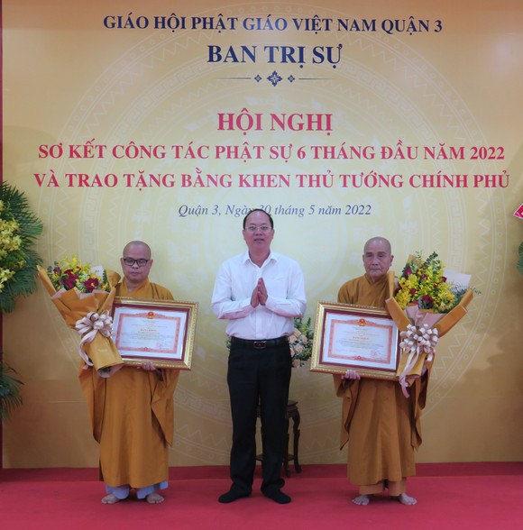 Ban Trị sự Giáo hội Phật giáo Việt Nam quận 3 và 2 cá nhân nhận bằng khen của Thủ tướng Chính phủ ảnh 2