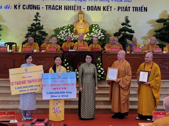 Hòa thượng Thích Lệ Trang làm Trưởng Ban Trị sự Giáo hội Phật giáo Việt Nam TPHCM ảnh 9