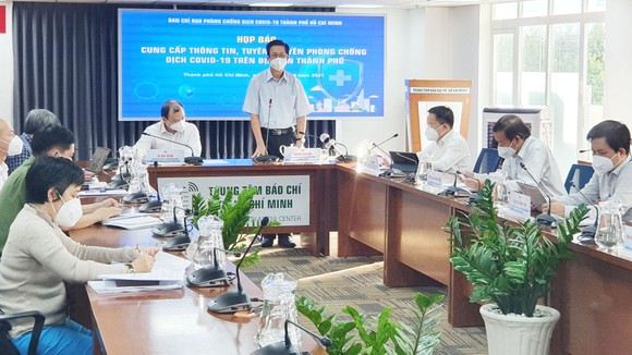  Phó Ban Chỉ đạo phòng chống dịch Covid-19 TPHCM Phạm Đức Hải thông tin tại buổi họp báo
