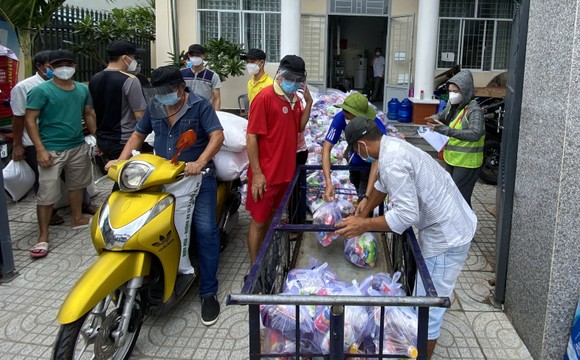 TPHCM: Hơn 47.000 F0 đang cách ly điều trị tại nhà, 401.234 hộ dân thuộc 'vùng đỏ' ảnh 1