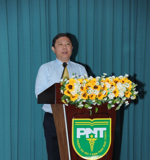 Trường Đại học y khoa Phạm Ngọc Thạch khai giảng năm học mới ảnh 1