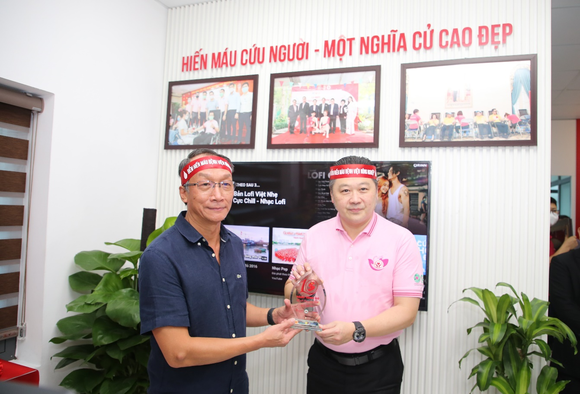 Chủ tịch Tập đoàn C.P. Việt Nam hiến máu tại Bệnh viện Đa khoa Nông Nghiệp ảnh 3