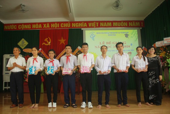 Nhiều học sinh Trung tâm Võ Hồng Sơn hòa nhập cộng đồng ảnh 3