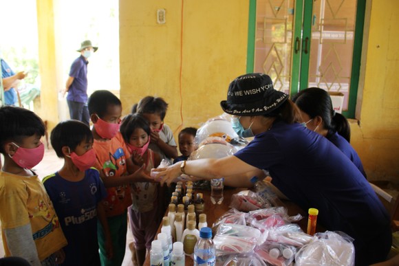Tỷ lệ suy dinh dưỡng ở trẻ em vùng núi Quảng Ngãi ở mức rất cao  ảnh 3