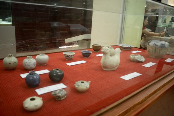 Trưng bày hơn 300 cổ vật, hình ảnh 'Di sản từ những con tàu cổ' ảnh 10
