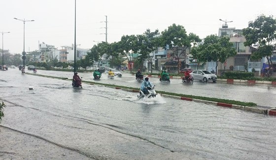 Bắc bộ lạnh dưới 13°C, Nam bộ mưa lớn trên diện rộng ảnh 1