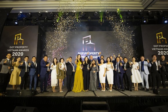 Giải pháp Xanh - Thông minh giúp Sunshine Homes ghi dấu ấn tuyệt đối tại lễ trao giải DOT Property Vietnam Awards 2020 ảnh 7