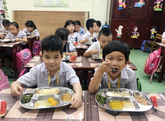 Chuẩn hóa thực đơn bữa trưa cho học sinh bán trú ở Đồng Nai ảnh 2