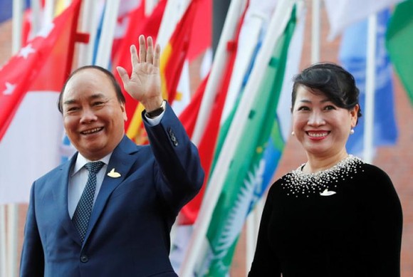 政府總理阮春福偕夫人將率領越南高級代表團從本月13至15日，前往新加坡出席第三十三屆東盟(東協)峰會與相關高級會議。（圖源：路透社）