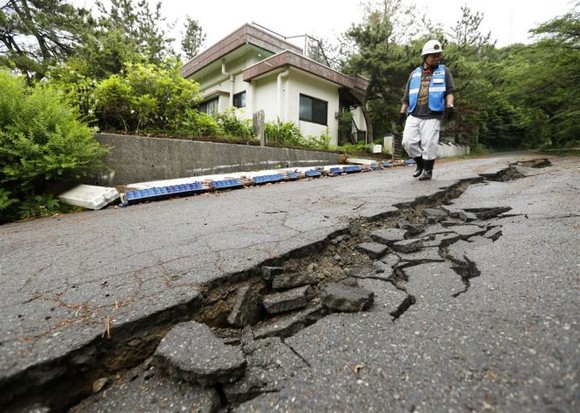 日本山形縣外海18日晚發生規模6.7強震，宮城、山形、新潟、石川4縣共有26人受傷。（圖源：共同社）