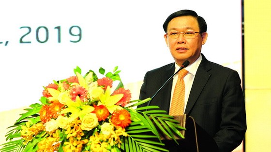 政府副總理王廷惠在會上發表講話。（圖源：Chinhphu.vn）