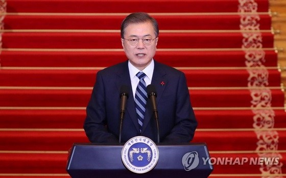 韓國總統文在寅7日在青瓦台發表新年賀詞。（圖源：韓聯社）