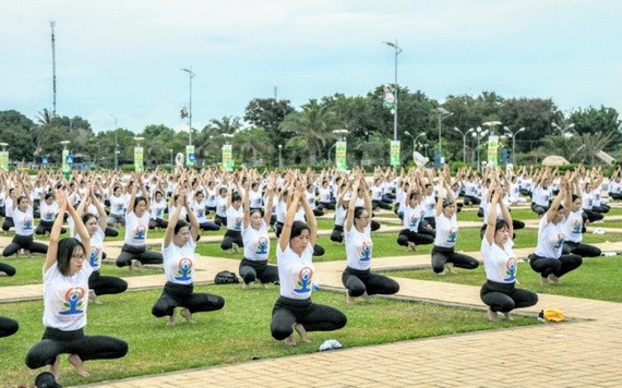 寧順省第六屆國際瑜伽節匯演現場。（圖源：陳青山）