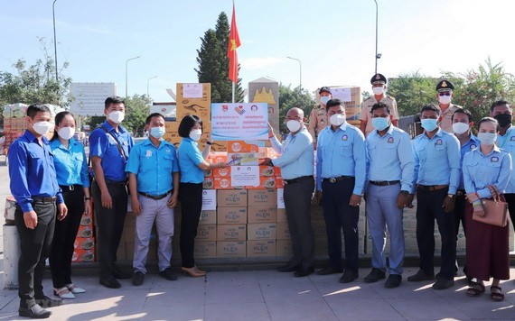 柬埔寨向我國捐贈防疫物資