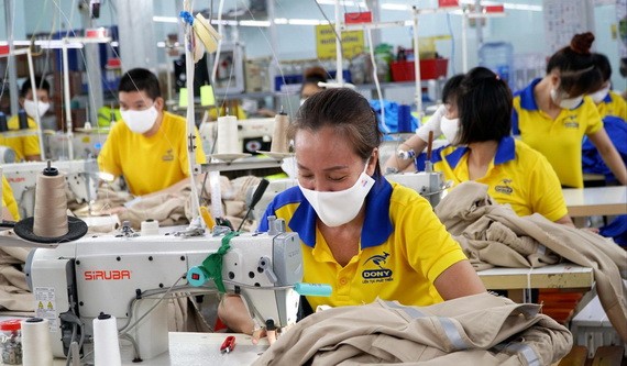 平政縣Dony公司的製衣廠在工人復工後須以200%的產能運行 以完成在4個月內累積的貨單。