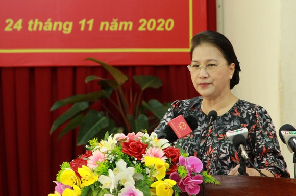 Chủ tịch Quốc hội Nguyễn Thị Kim Ngân trả lời ý kiến cử tri
