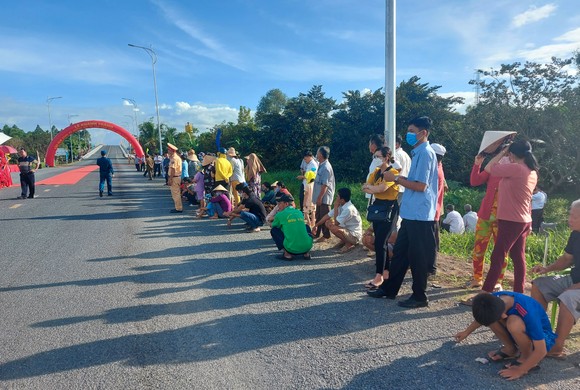 Khánh thành cầu Vàm Xáng bắt qua sông Cần Thơ ảnh 2